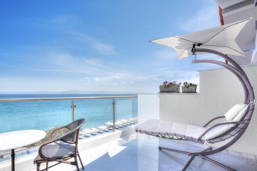 Art Boutique Suites Pefkochori Bagian luar foto
