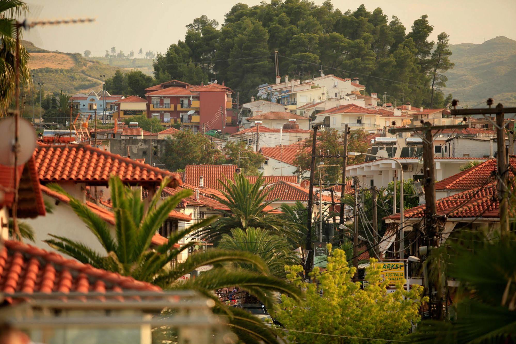 Art Boutique Suites Pefkochori Bagian luar foto